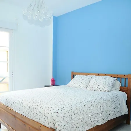 Apartment Flatguest - Lovely Beach